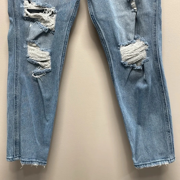 Hollister Curvy High Rise Mom Jean Vintage Stretch Denim Ripped 3R - Picture 3 of 16